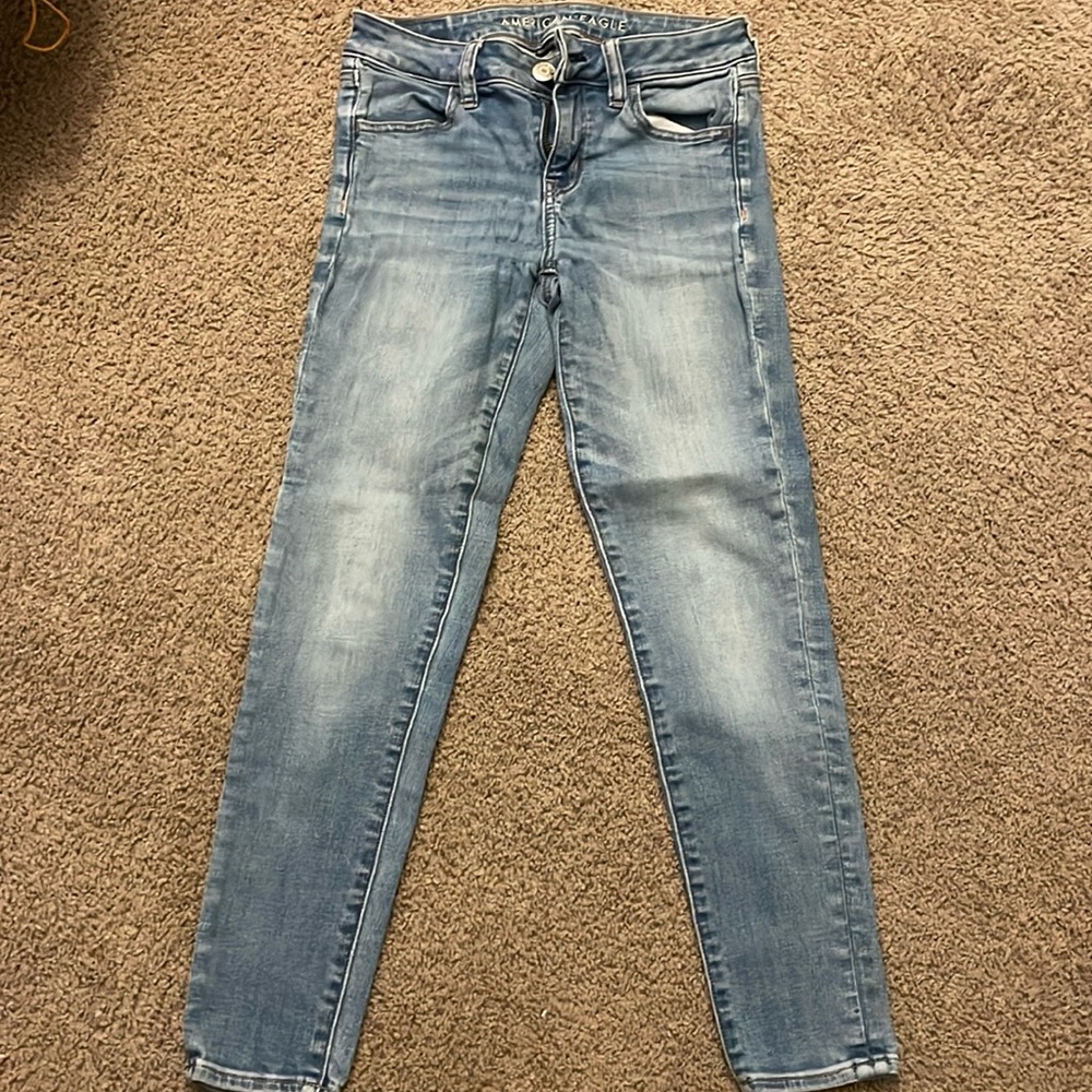 Skinny blue jeans